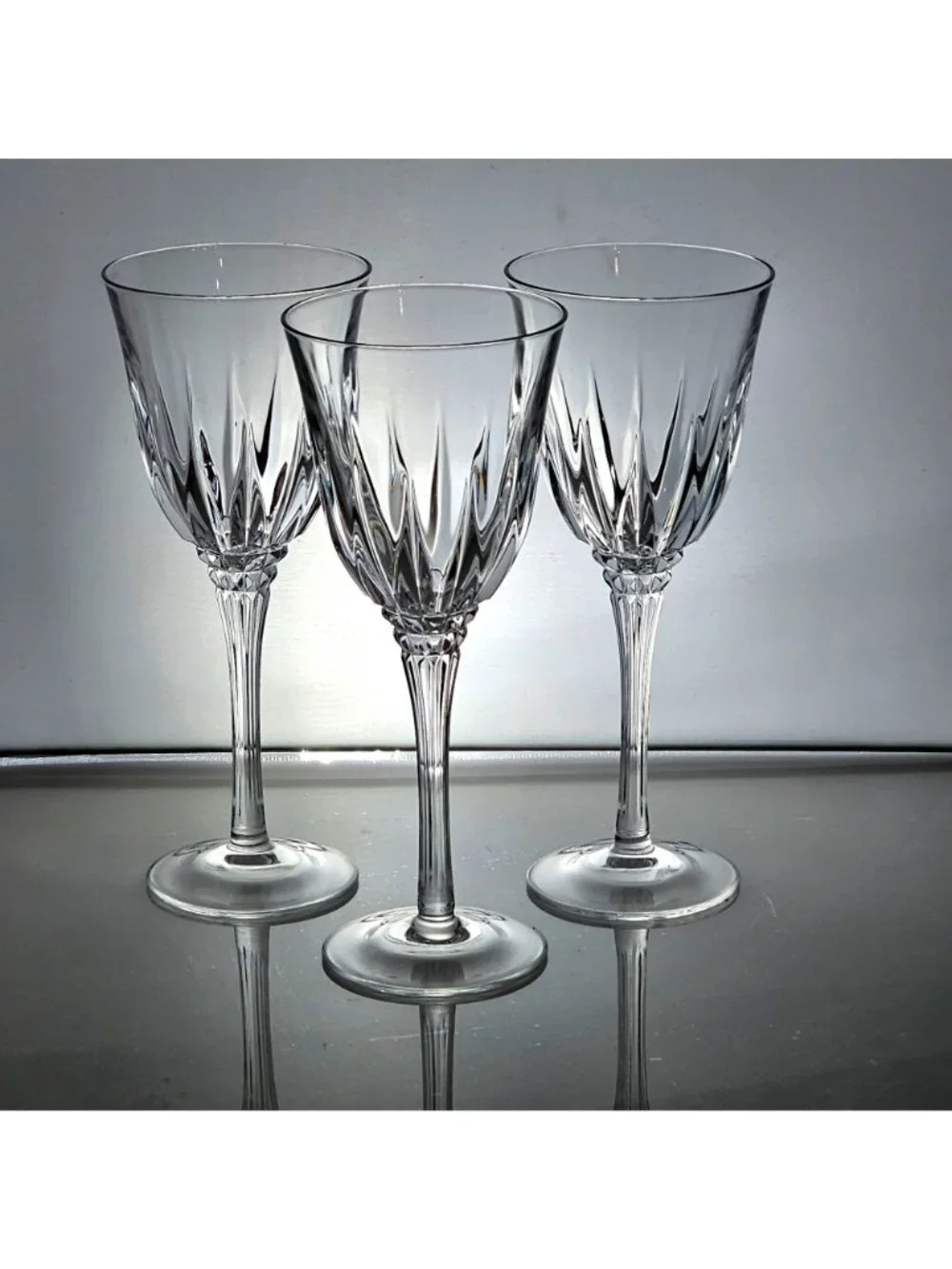 3 Cristal d'Arques Castel Wine Glasses 8